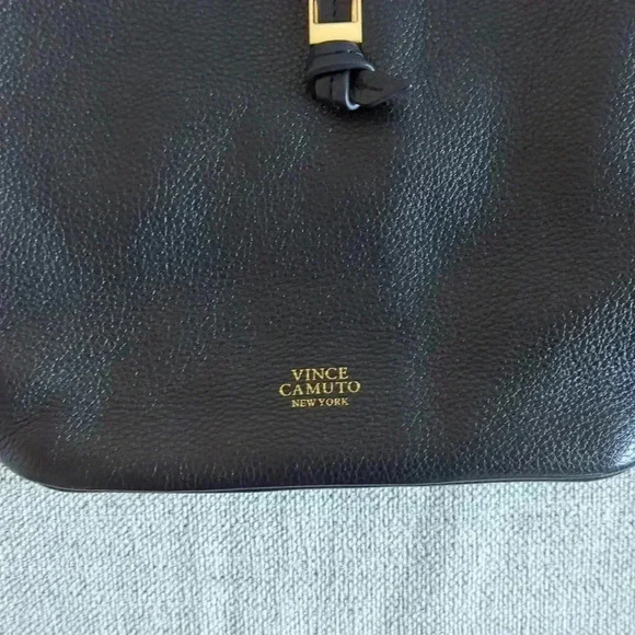 Black Pebbled Soft Leather Satchel Crossbody Purse Vince Camuto - Picture 2 of 7